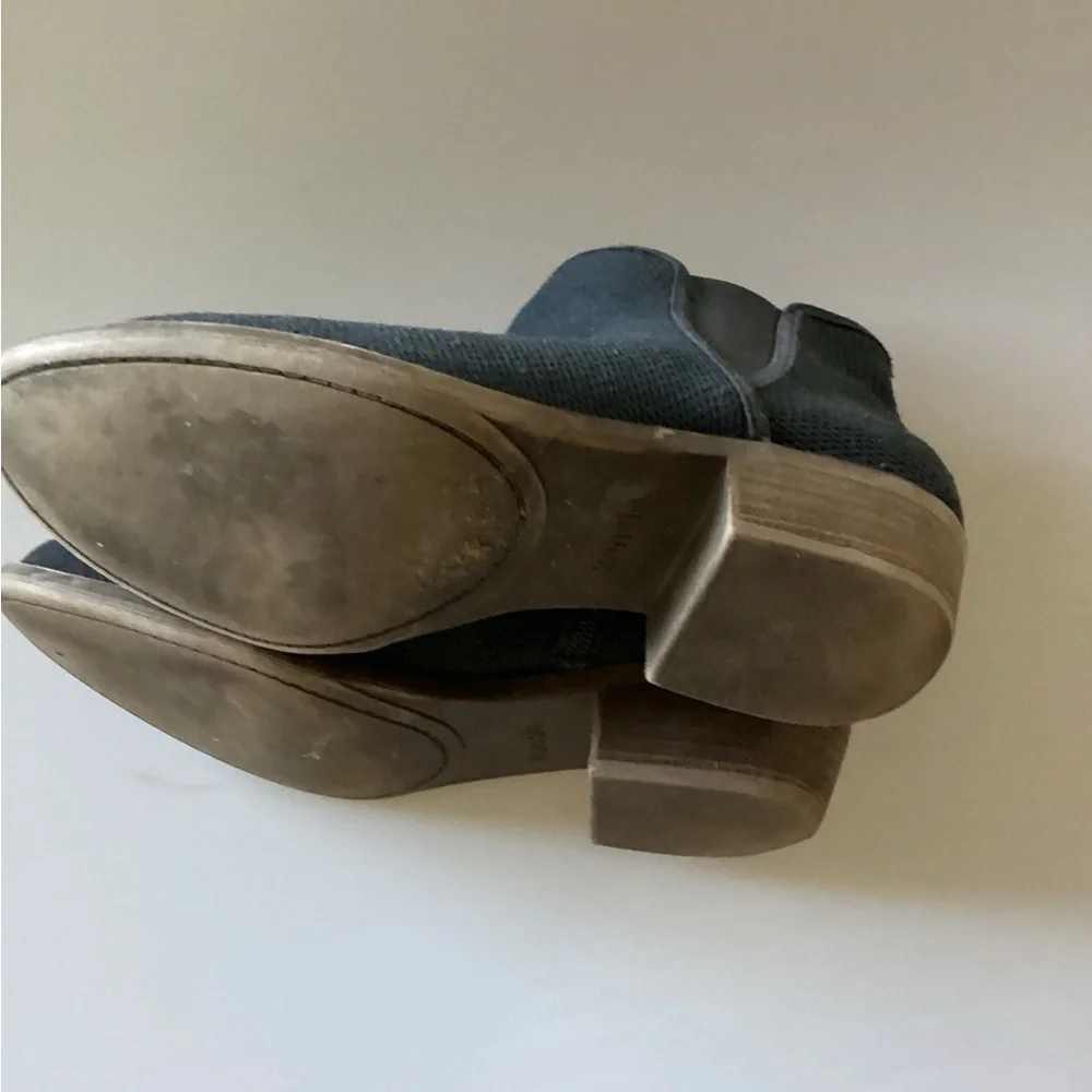 Womens Kensie Gray Booties Size 7.5 OB3
